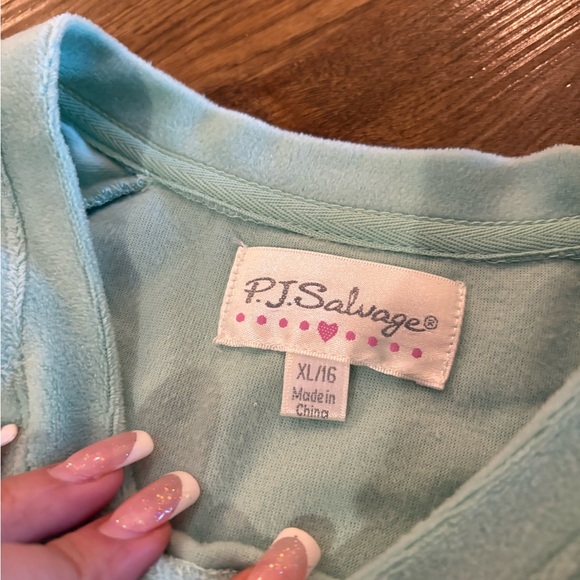 NWT P.J. Salvage Blue Peace and Heart Pajama Set - Picture 8 of 9